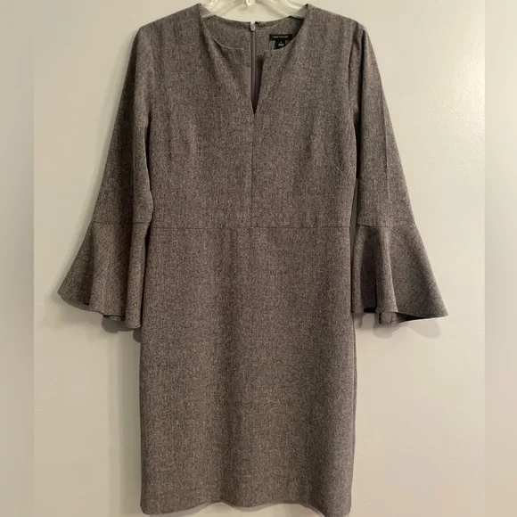 Ann Taylor Career Officecore Minimalist Elegant Gray Bell Sleeve Women's Dress - Picture 5 of 14